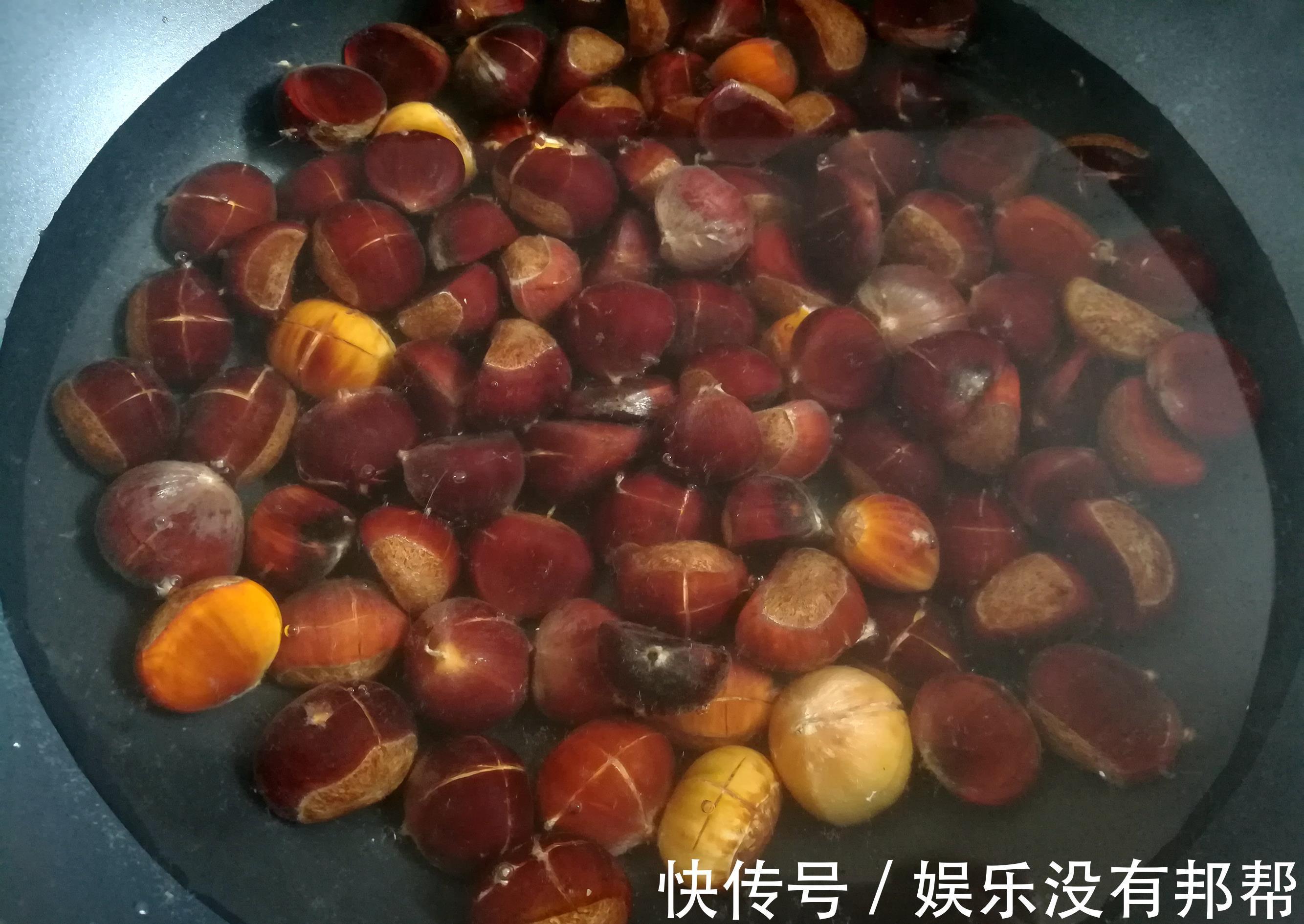 板栗|板栗剥皮,这方法真好用,我家每年都剥很多,冬天吃特省事