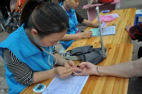 血糖|医生提醒：降血糖不仅只有多走路，做好这3件事，效果或比走路好