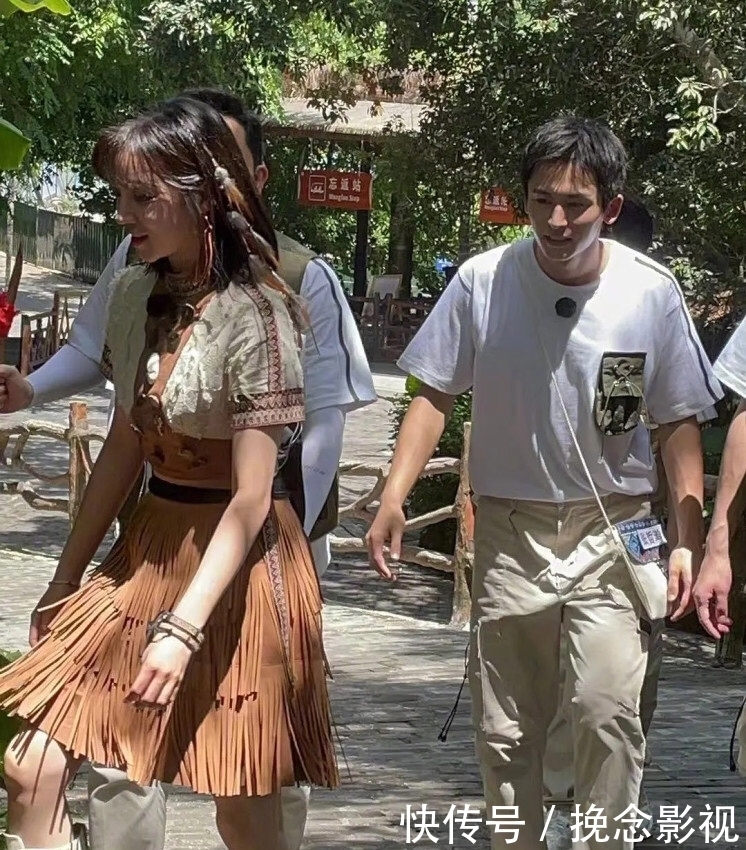 趙薇 許凱、張哲瀚同框,曾經(jīng)同是于正力捧的藝人,怎么差別如此大