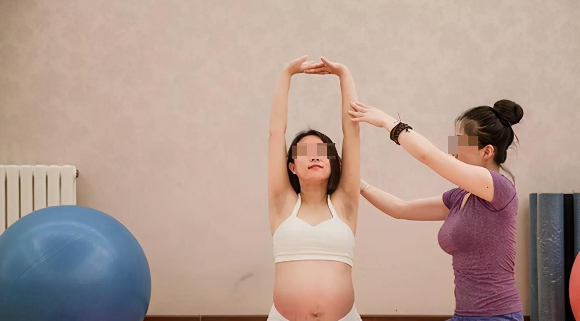 顺产|想顺产的妈妈，孕晚期要多做这四件事，分娩时会事半功倍