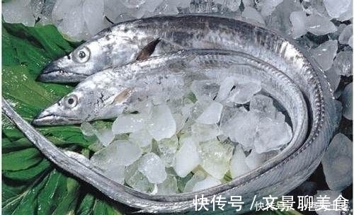 带鱼别再红烧了！只需加入一个“它”，不油炸也不用蒸，孩子爱吃