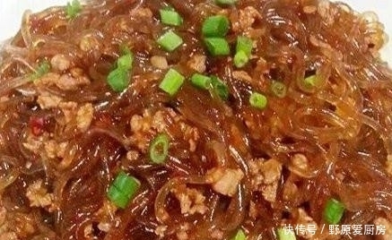 色香味美，一看就有食欲，吸溜一口爽歪歪，香味十足比吃肉都过瘾