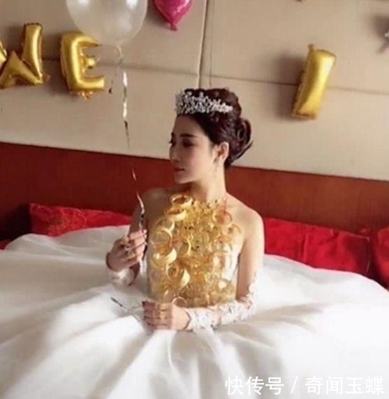 最豪新娘走红网络，网友这一身装扮可以换一套房了