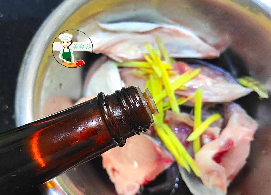 鱼头|冷天,家人最馋我做的腐竹鱼头煲,焖一锅特鲜美,好吃营养又好做