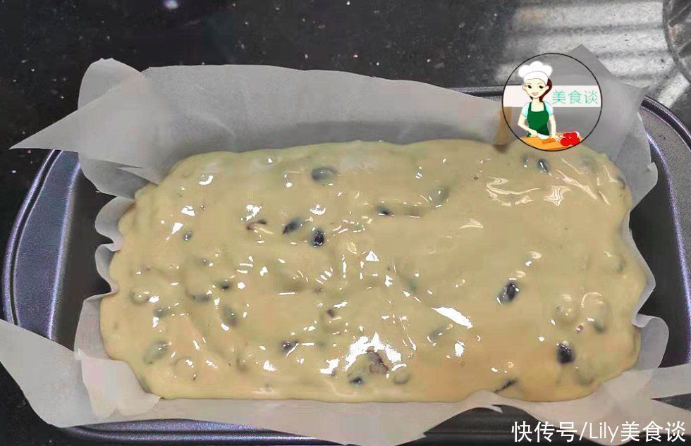 冷天红豆和此是绝配，一拌一蒸就好，又香又解馋，大人孩子都爱吃