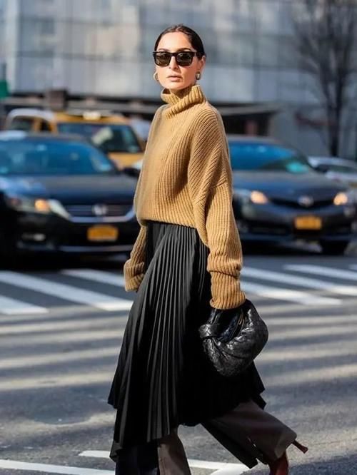 最适合秋冬季节的大地色系这样穿，想不吸睛都难