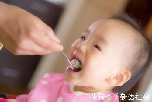 大人饭|有种辅食叫“大人饭”,吃太早会养出胖墩宝宝,过度喂养不得不防
