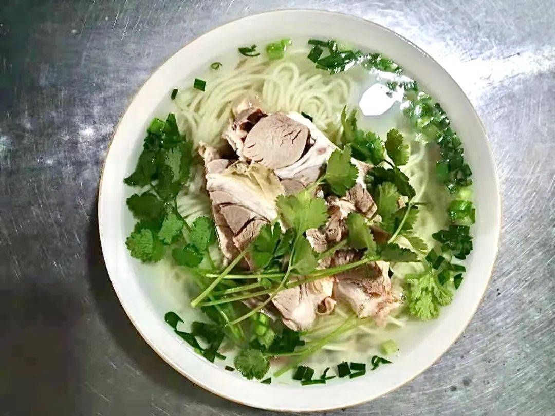  寒意|寒意袭来 是时候来一碗热腾腾的羊肉面啦