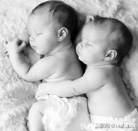 自然分娩|妻子生双胞胎途中去世,丈夫悲伤中给双胞胎起名,感动了无数人