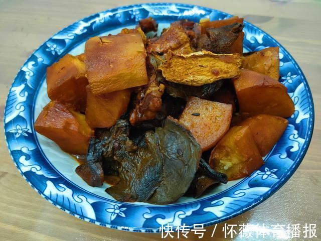 松蛾|纯野生松蛾子,泰山松林的馈赠,与鸡肉一锅炖,香到流口水