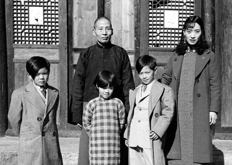 刘湘与刘文|“西康王”刘文辉的妻子，不仅貌美如花，而且还是一个奇女子