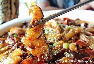 鸡杂|美食推荐:莲藕炖猪脚、回味盘盘鱼、鲜笋炒鸡杂制作方法