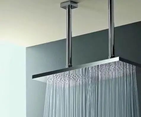 卫生间|卫生间不要装挂墙花洒,如今流行这样弄,好看还实用