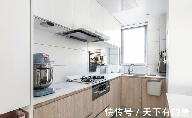 榻榻米|130㎡简约新房，阳台打造榻榻米+小树屋，四分离卫生间是最大亮点