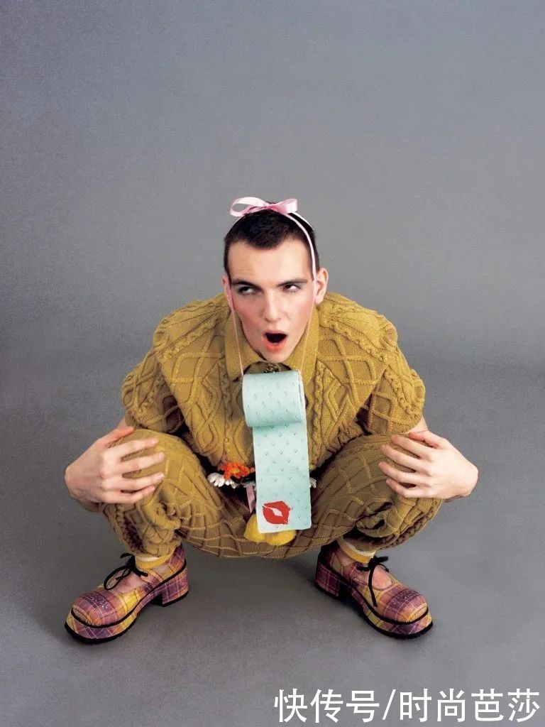  围巾|会挑围巾的女孩，衣Q不会太低，比如Jennie