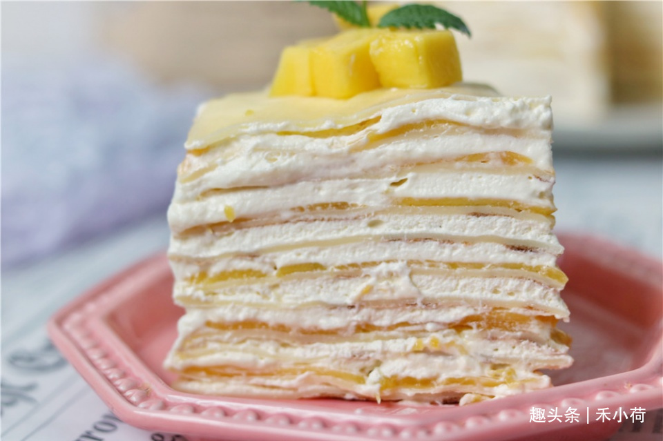 婆婆买一箱芒果吃不完,做成蛋糕香甜细腻,女儿一口气吃3块