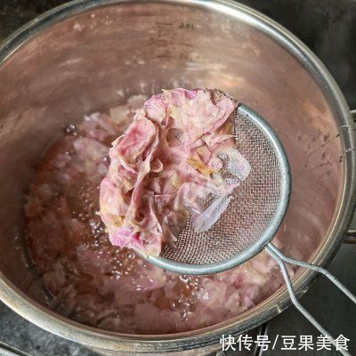 sug吃一次就上瘾的#我为奥运出食力#椰汁玫瑰鲜莲子露
