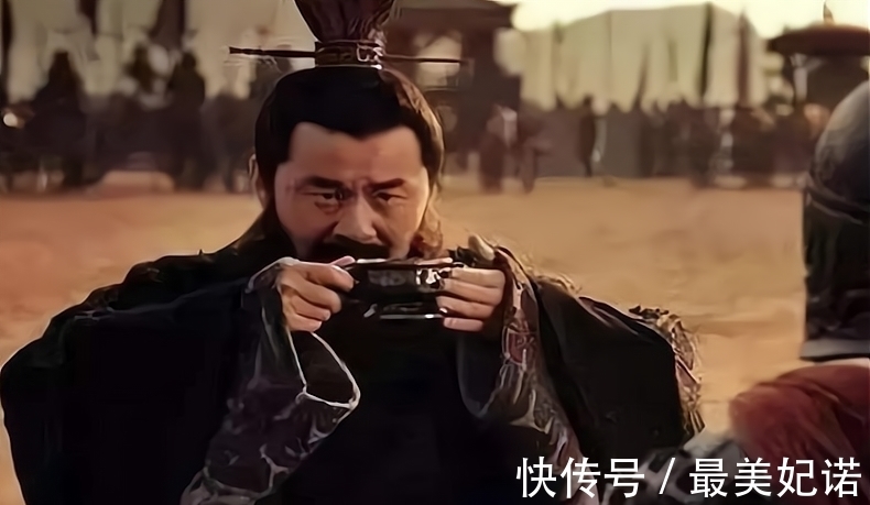 琥珀光#原创七言绝句《酒》,全诗没有一句带“酒”字,但每句都有酒意