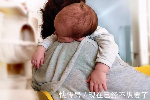 父母|宝宝身上有3个“智慧按钮”,家长平时多抚摸,孩子长大更聪明