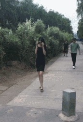 |搞笑gif图片笑话：这次我什么时候找到女朋友什么时候回来！