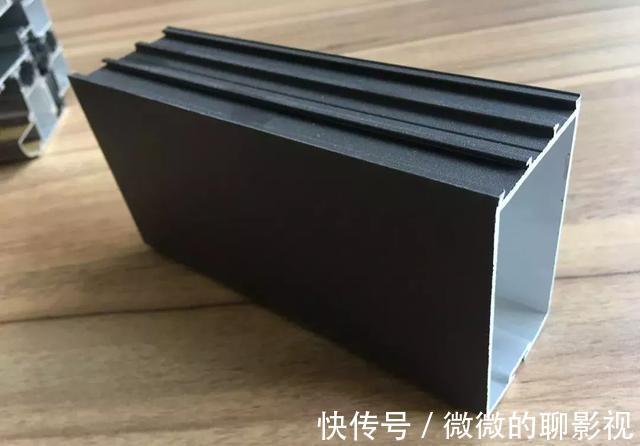 窗框|封阳台切记不要做几种窗！我家发现装错，直接让工人拆光拿走！