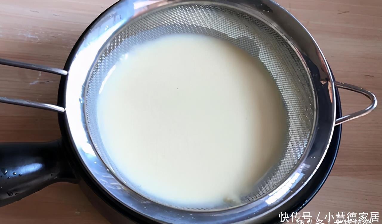 面皮|带着秋味的甜品,多层柔软的桂花蛋糕,入口即化,好吃又好看