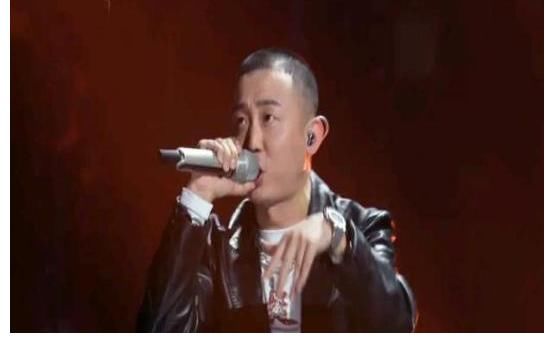 說唱歌手|GAI和陳小春在節目中鬧不和？因兄弟不被尊重，陳小春冷臉說抱歉