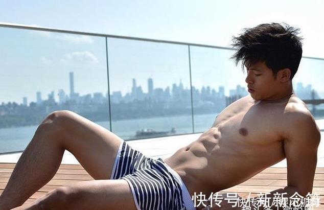 运动|性感的肌肉男上演力量之美,是否让你想要练就八块腹肌和人鱼线?