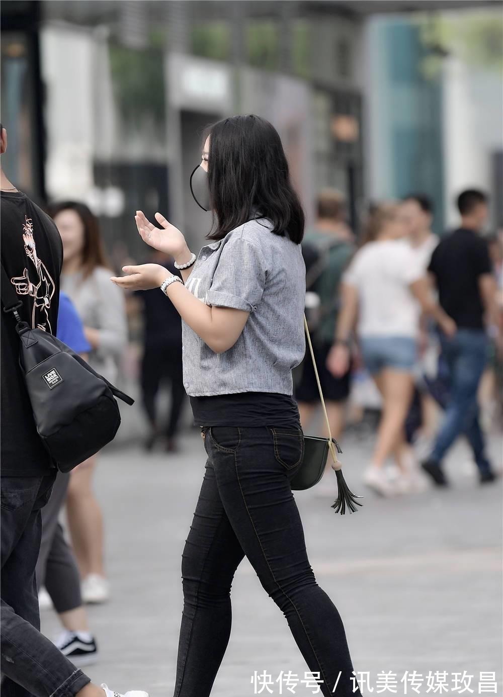微胖 紧身裤搭配粗跟短靴,微胖女生更受欢迎,想要时尚,没有那么难