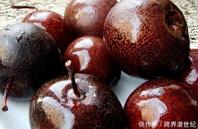 月经量少|月经量少的女人,改掉5个坏习惯,饭后多吃2物,排毒素养子宫