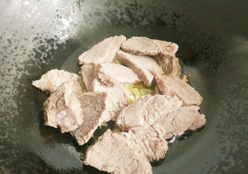 这菜再贵也要吃,1周必做2次,太好吃了,还没出锅,儿子就馋哭了