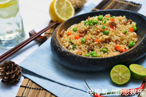 肠胃功能|吃早餐时,除了要少喝大米粥,这4种食物,也要尽早撤下饭桌!