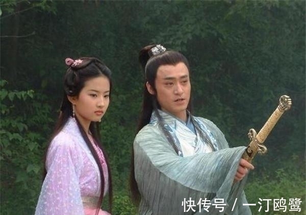 北乔峰!慕容复只有4个家臣和两个丫鬟,他哪来的实力想要复国呢?