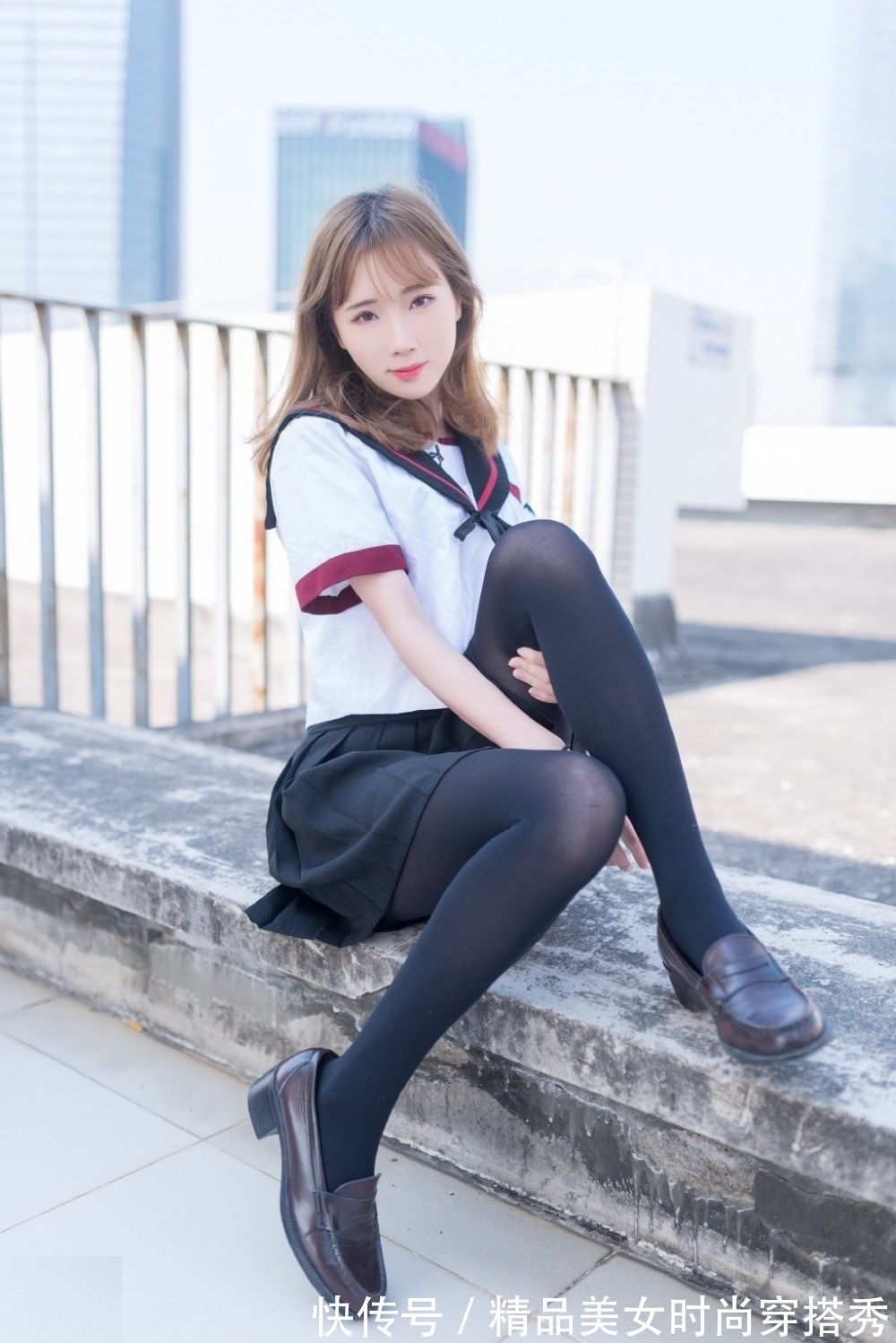 制服|减龄又时尚的学院风JK制服穿搭来啦，一起来看看吧