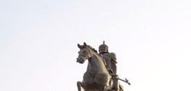 抒发自己|将军灭了一国,豪情万丈刻下12字,秀才添一字让将军臭名昭著!