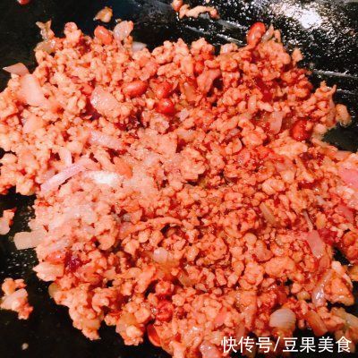 青椒|你和幸福就差这一份馄饨皮版北京名吃褡裢火烧