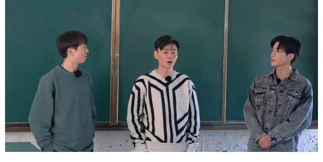 《滚烫人生》新看点，乡村教师引泪崩，哥哥团换2人，白举纲已婚