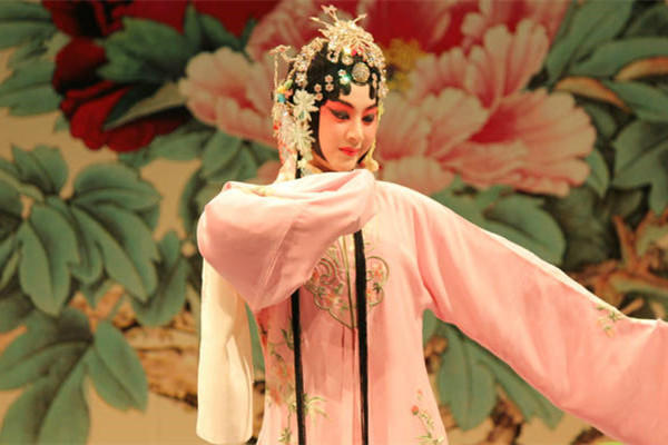 黛玉@“鬼不成鬼,贼不成贼”的红楼千金是谁?贾母点将军令:揭了谁的底