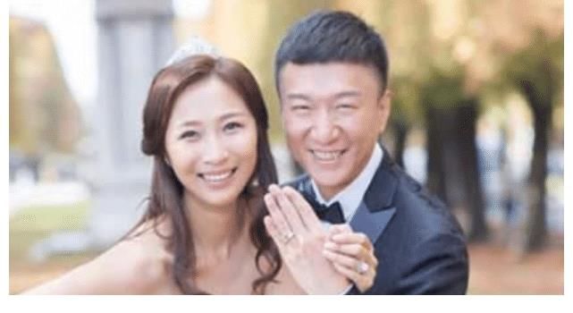 高明远|孙红雷演《扫黑》对味了,带小15岁的圈外老婆与王志文演对手戏是败笔