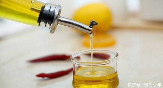 行字|导购员说漏嘴:买食用油,发现上印有1行字,放回去为好