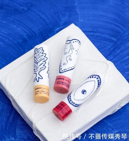 醉象|我不允许还有谁不知道水光唇釉的杀伤力