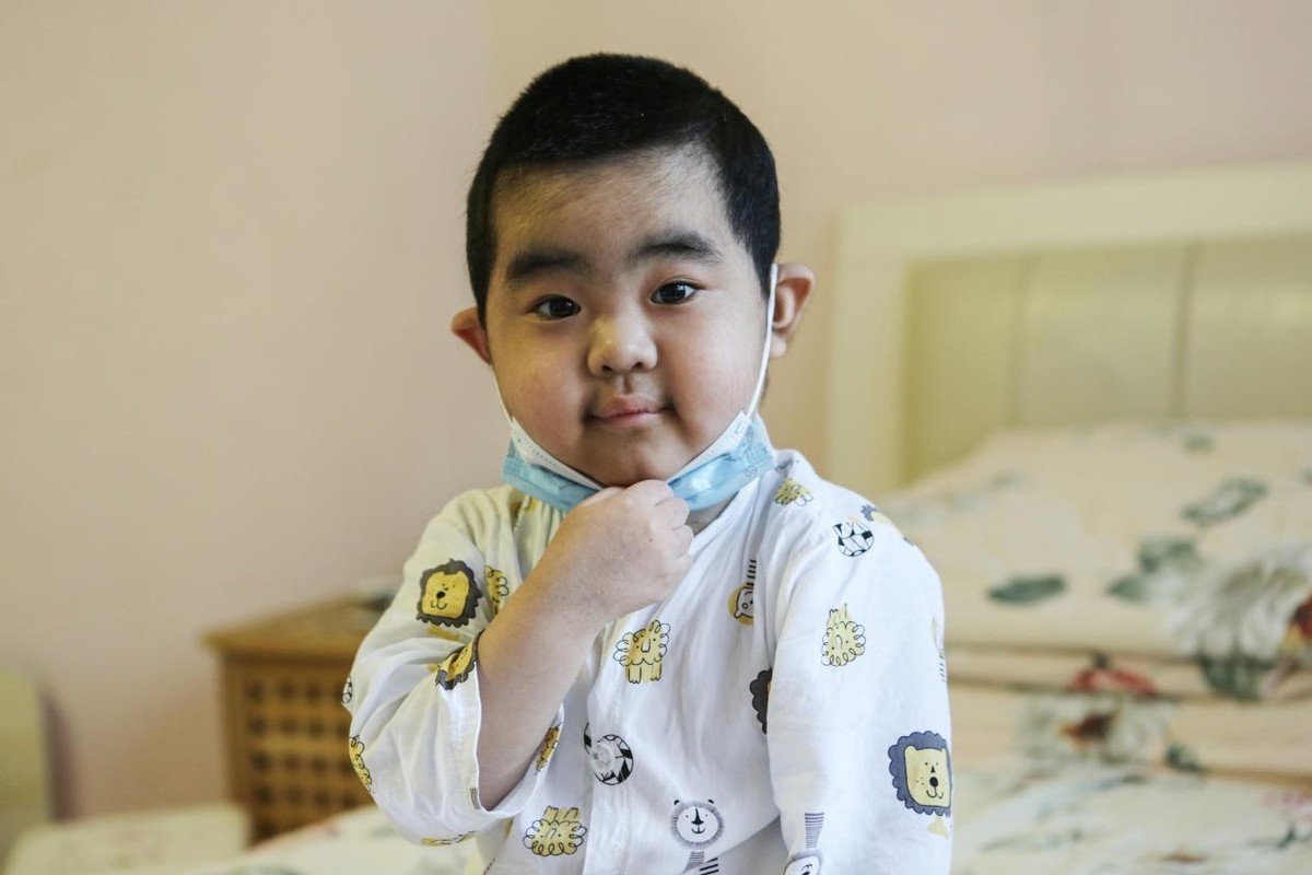 母亲|孩子患重症期间母亲发现自己怀孕,无奈忍痛做出抉择弃小保大