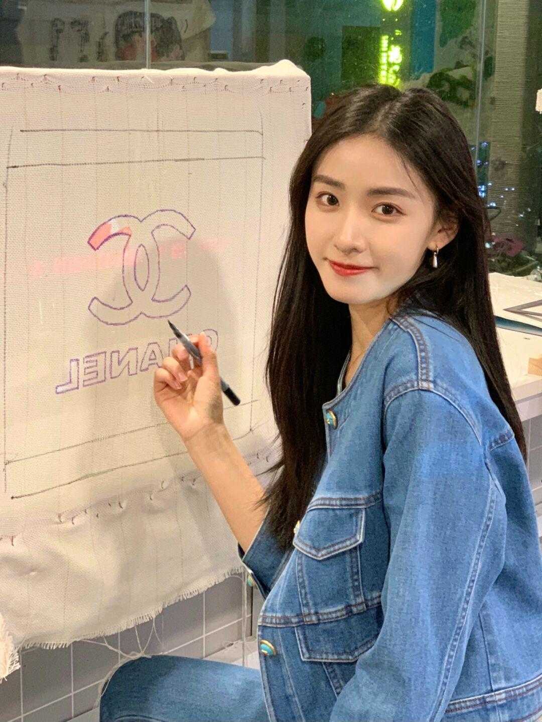 单品|又到了收集牛仔单品的时候了!初春码住这“三款”,出门稳赢