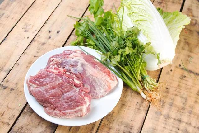 白菜搭一宝,养胃益气血、滋补不上火!鲜掉眉毛,全家都爱