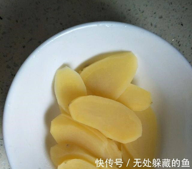 家常粉丝梭子蟹,加上蒜泥味道更好,原汁原味的鲜美!