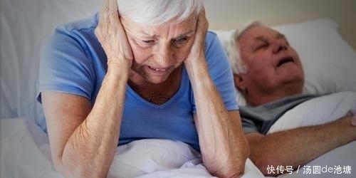 睡眠时间|每天锻炼，病却没少？人到中老年，多做这2件事比坚持运动更重要