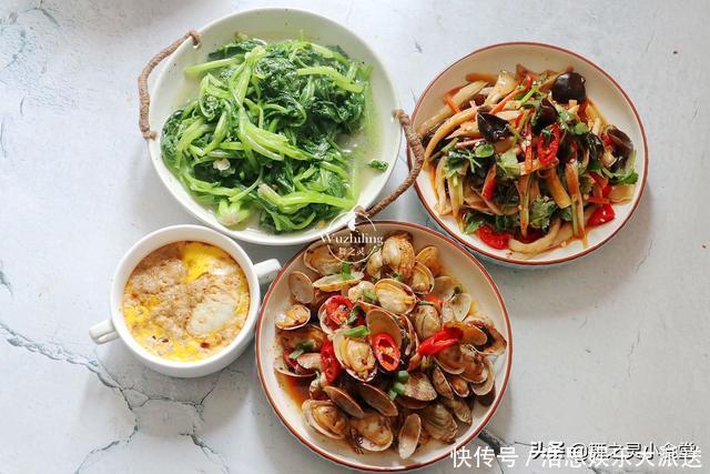 实惠|3口之家的午餐,20元烧了4道菜,实惠好吃,老公儿子都满意