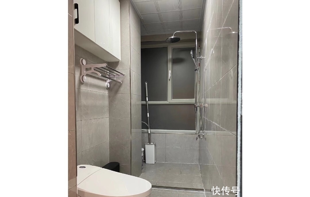 打扫|硬装终于装修结束，里外打扫干净还不错，全屋定制柜子很满意