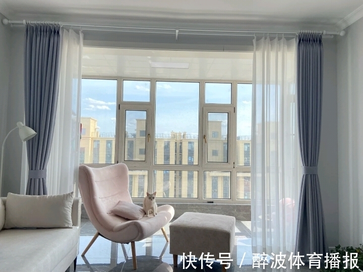 美观性|客厅作为家的脸面,这9个设计,看上去很实用,实则“鸡肋”