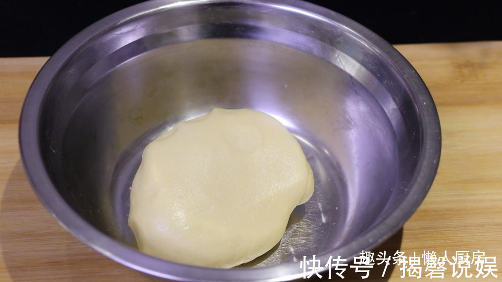 黄油|花生酱不只是调味品，配上面粉做的花生酥，一口一个吃着太香了